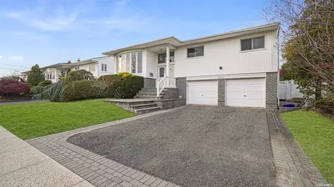 3435 Courtney, Baldwin, NY 11510