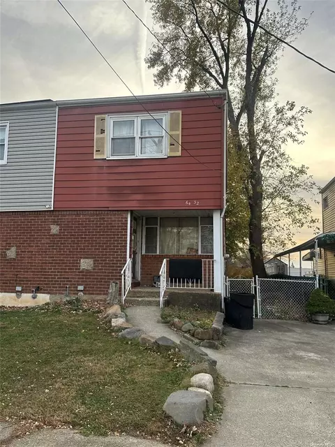 64-32 136th St, Flushing, NY 11367