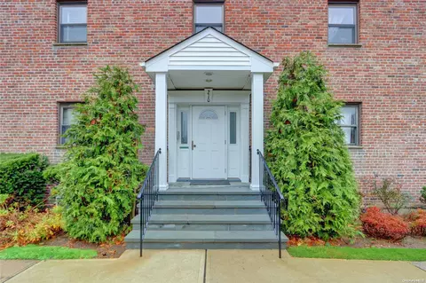 210 Fulton #2H, Farmingdale, NY 11735