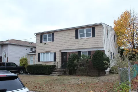 2408 Bennett Ave, North Bellmore, NY 11710