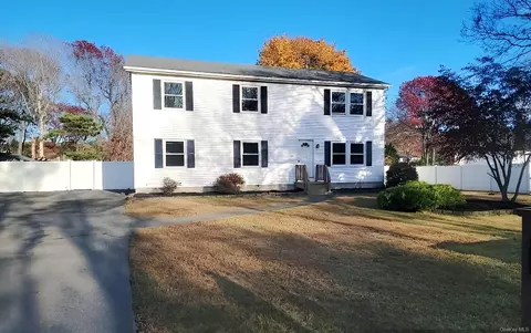 133 Horseblock Rd, Centereach, NY 11720