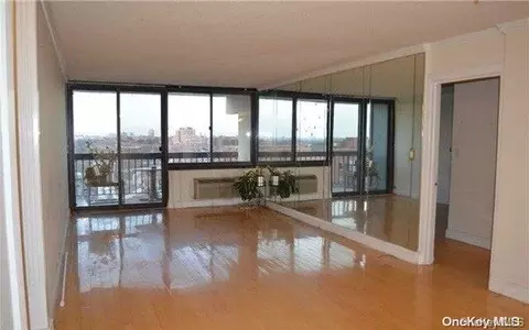 150-38 Union Tpke #7C, Flushing, NY 11367