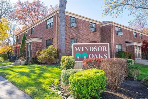 73-04 220 St #403A1, Oakland Gardens, NY 11364