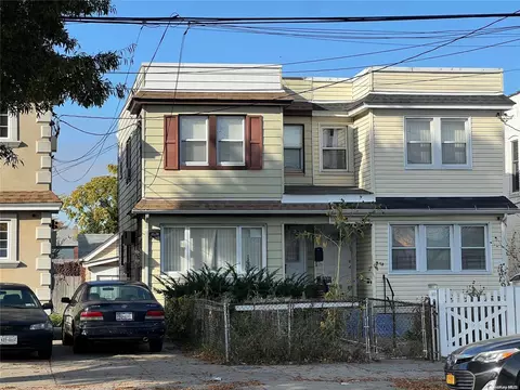 132-14 Crossbay Blvd, New York, NY 11417