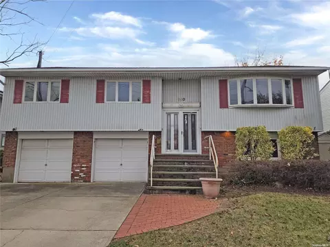 950 Washington St, Baldwin, NY 11510