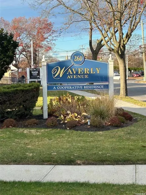 260 Waverly Ave #B5-39, Patchogue, NY 11772