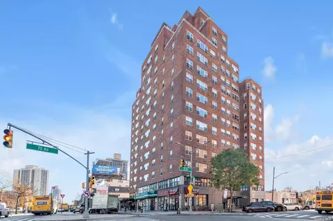 107-40 Queens Blvd #17E, New York, NY 11375