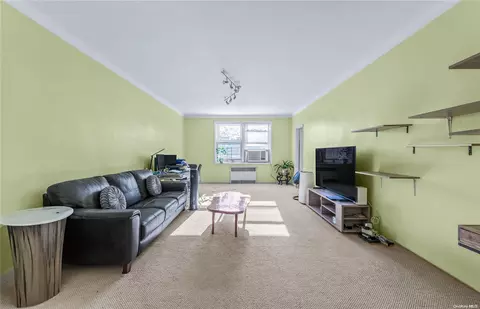 99-31 64th Ave #D1, New York, NY 11374