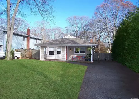 29 Stackyard Dr, Mastic Beach, NY 11951 photo 1