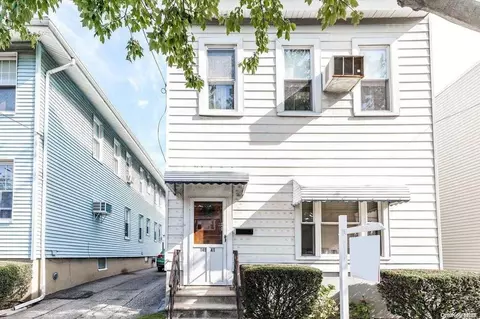 149-41 15th Rd, New York, NY 11357