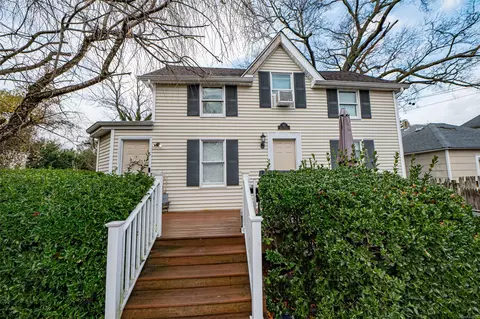 50 Burch Ave, Amityville, NY 11701