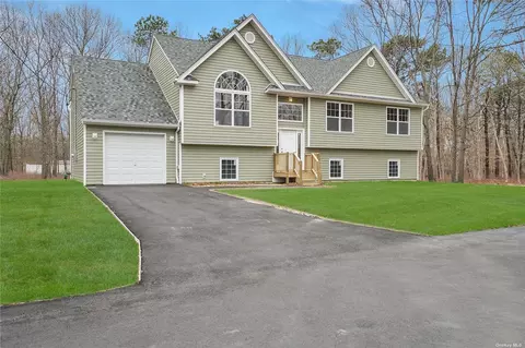 lot4 Bunker Ln, Brookhaven, NY 11953