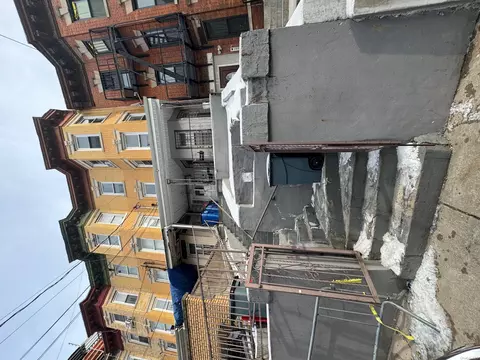 2092 Ryer Ave, New York, NY 10457