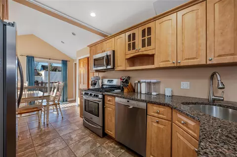 3384 Bay Front Dr, Baldwin, NY 11510