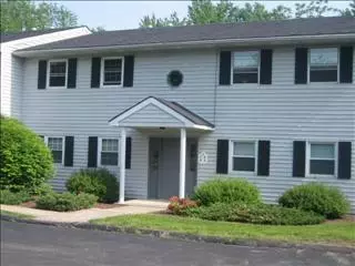 3 Locust Ct #A, Fishkill, NY 12524 photo 1