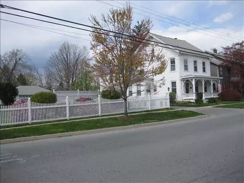 51 Broad St, Fishkill, NY 12524 photo 1