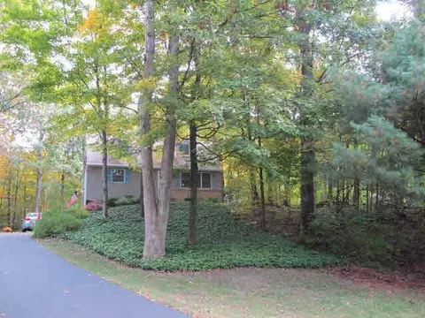 45 Shaker Ln, Hyde Park, NY 12538 photo 1