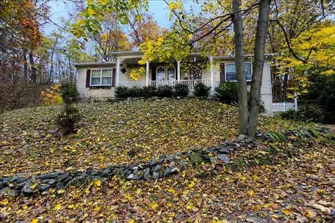 76 Baxter Rd, Red Hook, NY 12571 photo 1
