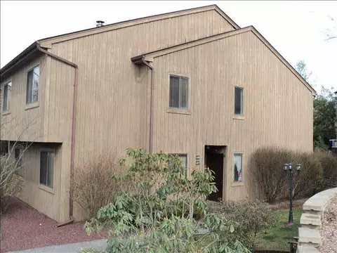 4208 Fox Ln #4208, Poughkeepsie, NY 12603 photo 1