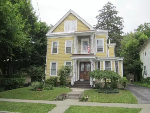 10 Hanscom Ave, Poughkeepsie, NY 12601 photo 1