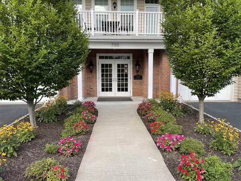 744 Regency Dr, Fishkill, NY 12524 photo 1