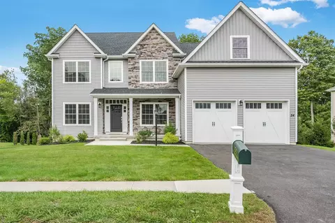 3 Stormville Rd, East Fishkill, NY 12533