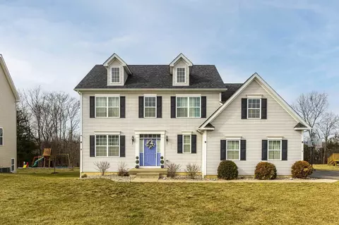 9 Jamison Ct, La Grange, NY 12603