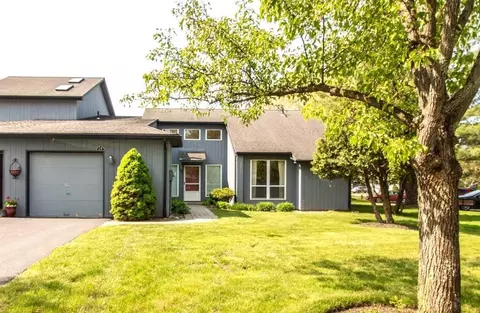 24 North Loop, Rhinebeck, NY 12572