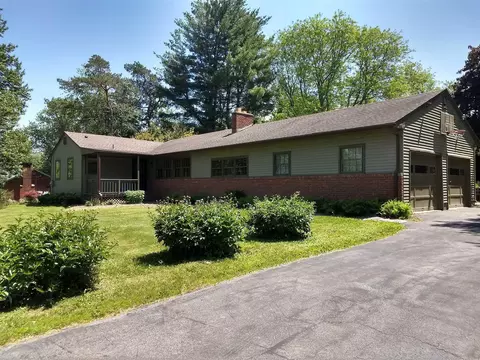 20 Aspinwall Rd, Red Hook, NY 12571