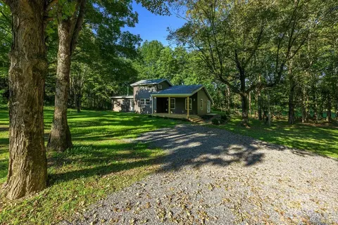 134 Deer Hvn, Livingston, NY 12541