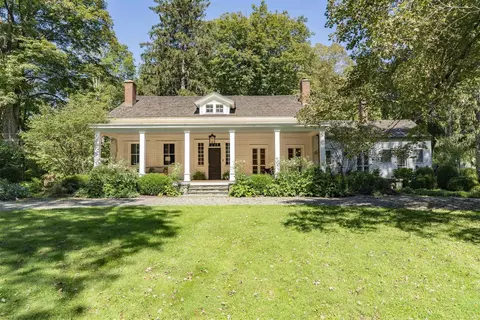 1864 Route 9g, Staatsburg, NY 12580