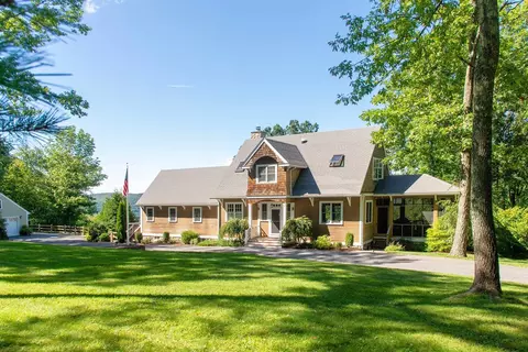 90 Millerbrook Ln, Copake, NY 12516