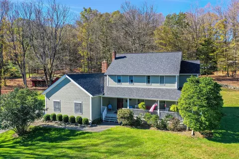 853 Pumpkin Ln, Clinton, NY 12514
