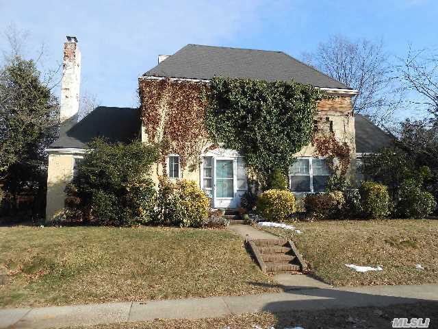 1 Wimbledon Ct, Jericho, NY 11753 photo 1