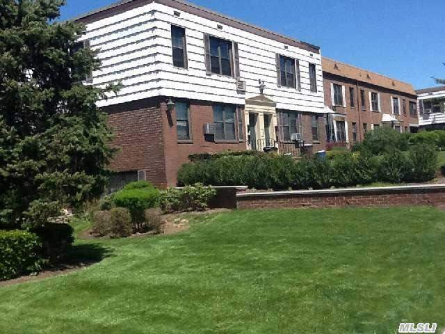 71-09 Park Dr E #b, Flushing, NY 11367 photo 1