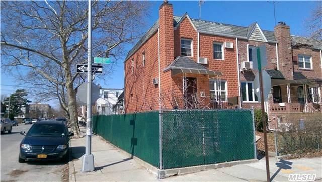 21-84 E28 St, Brooklyn, NY 11229 photo 1