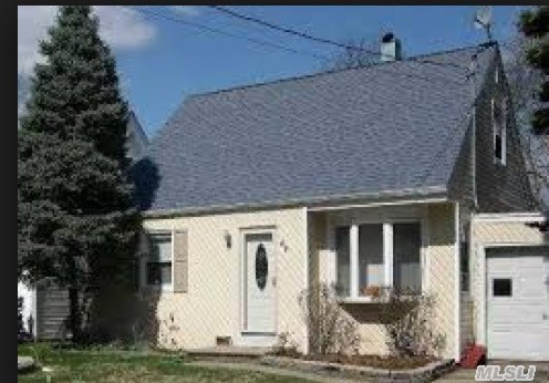 23 Brookfield Rd, Valley Stream, NY 11581 photo 1