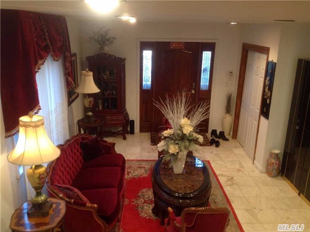 6 159 St, Whitestone, NY 11357 photo 1