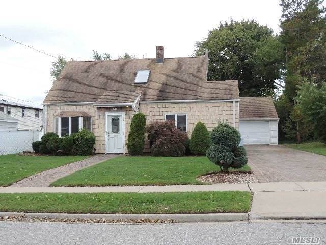 50 Gingham Ln, Levittown, NY 11756 photo 1