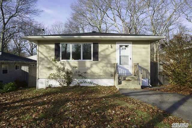 179 Main Ave, Mastic, NY 11950 photo 1