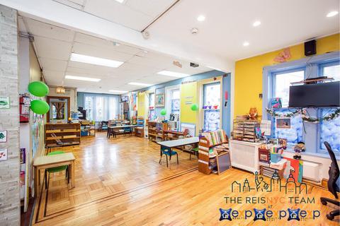 144 E 56th St, Brooklyn, NY 11203 photo 1