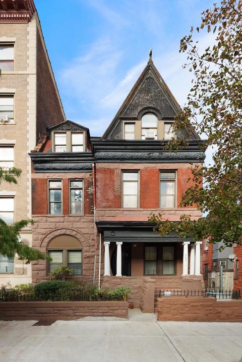 669 Saint Marks Ave, Brooklyn, NY 11216 photo 1