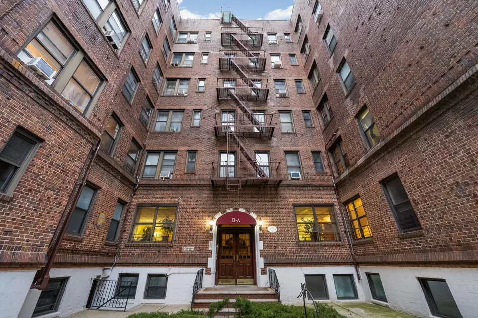117-14 Union Tpke #AE3, New York City, NY 11415 | 37 Photos - Movoto