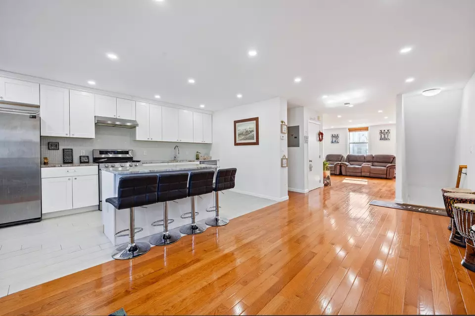 591 Vandalia Ave *, Brooklyn, NY 11239 34 Photos Movoto