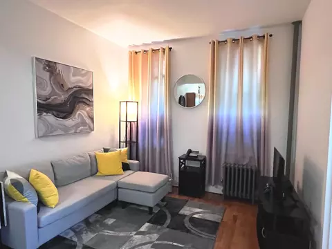 105 E 97th St #9, New York, NY 10029