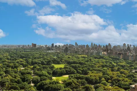 301 W 57th St #41B, New York, NY 10019