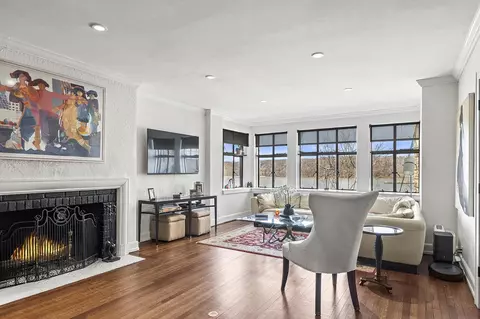 2501 Palisade Ave #F-1, New York City, NY 10463