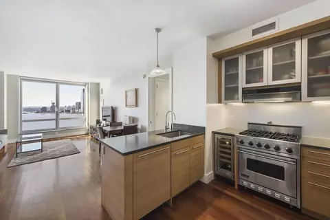 30 West St #31-G, New York, NY 10004