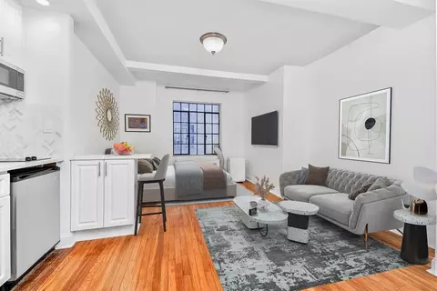 25 Tudor City Pl #806, New York, NY 10017