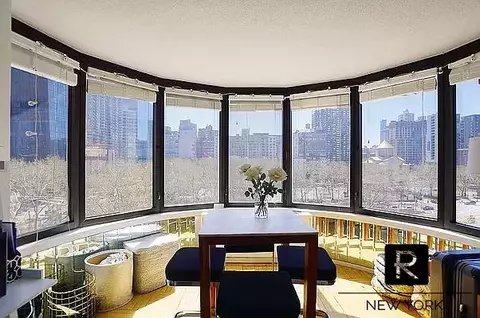 330 E 38th St #25-O, New York, NY 10016